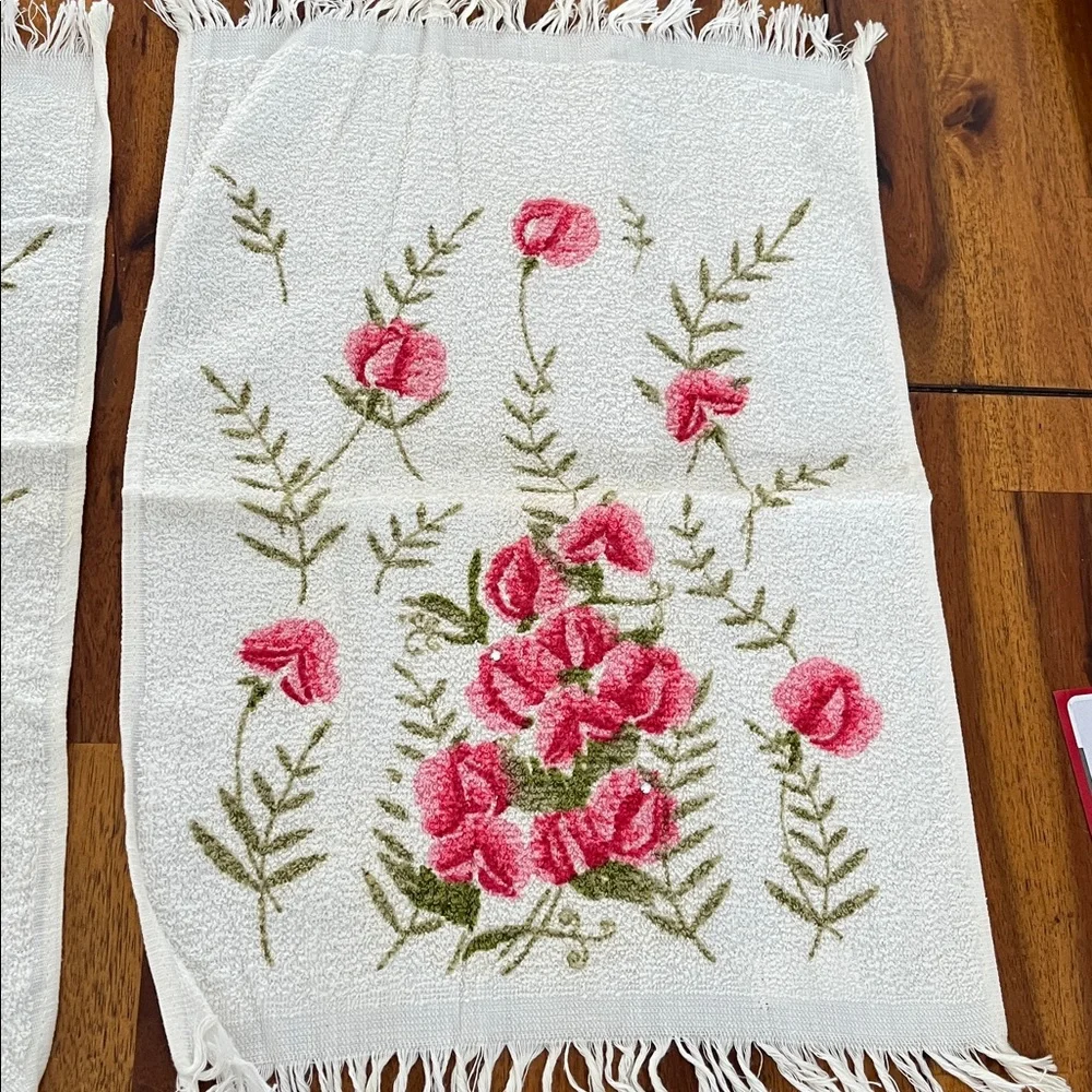 2 Vtg Royal Terry Of California Hand Towels Pink Roses & Rhinestones MCM Floral